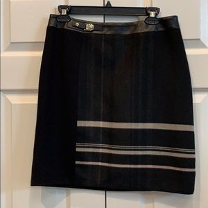 WHBM Brand New Black & Plaid Skirt Sz 6